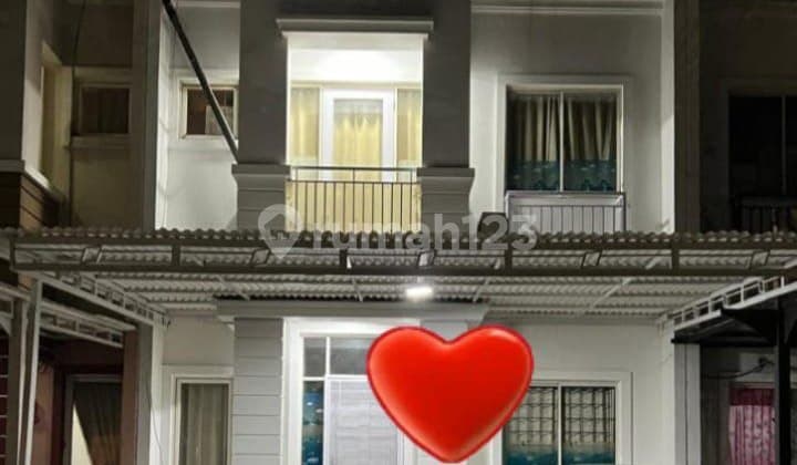 For Sale House in Old Cluster Summarecon Bekasi