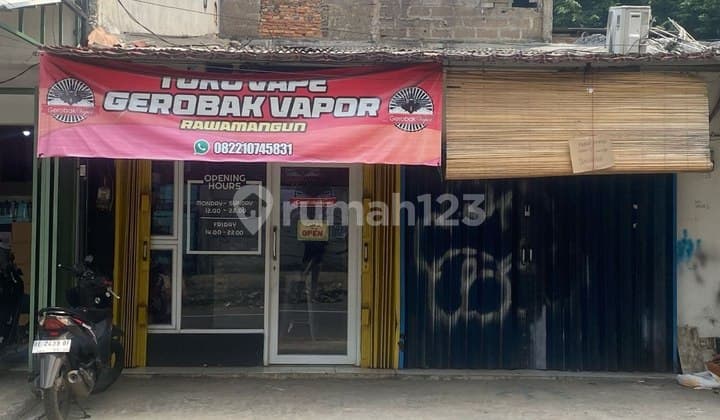 1-Story Kiosk in Haji Teen, Rawamangun, East Jakarta