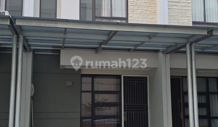 Semi Furnished 2-Story House in Sedayu City Kelapa Gading, North Jakarta