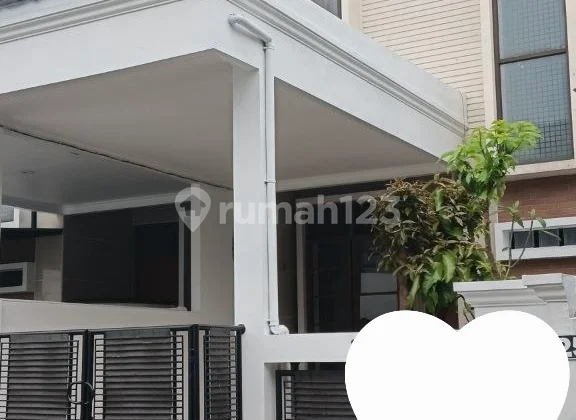 2-Story Ready-to-Occupy House in Duren Sawit, East Jakarta