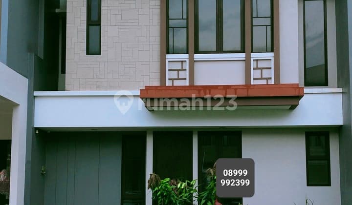 Rumah Sewa dengan Kamar Tidur 4+1 dan 4 Ac