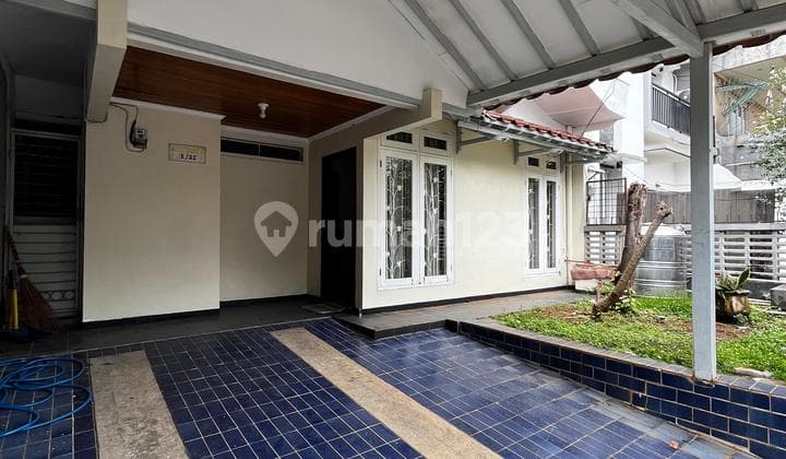 Disewakan Rumah Dekat Pim 2 Semi Furnish Siap Huni