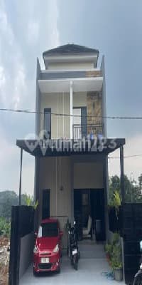 2-Storey House in Griya Samapro, West Ungaran