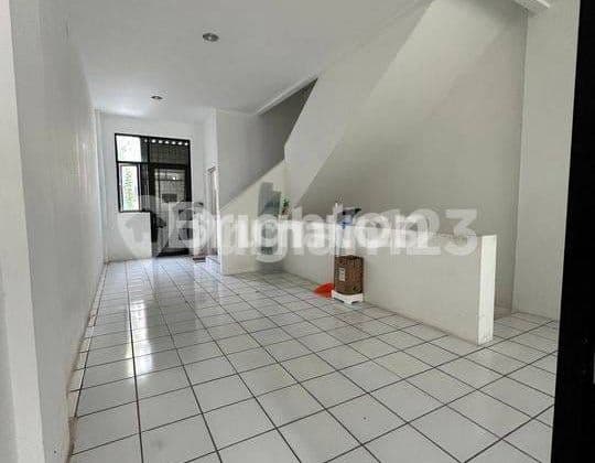 RUKO 3 LT SRENGSENG KEBON JERUK JAKARTA BARAT