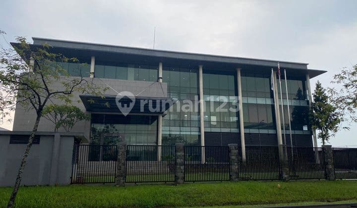 Disewakan Gudang Premium Akses Lift Delta Silicon Lippo Cikarang