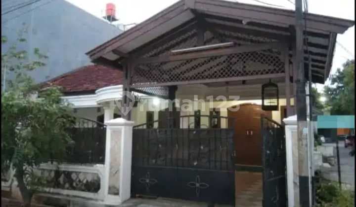 Land Area Calculation House for Sale Near Mall in Rawamangun, Pulo Gadung, East Jakarta