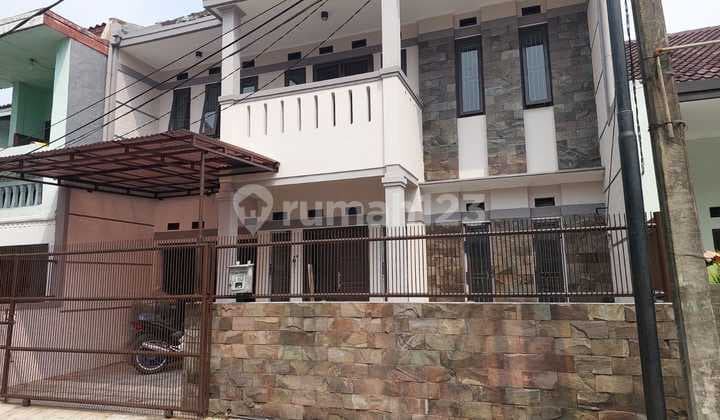 Dijual Cepat Rumah Asri 2 Lantai Di Masnaga, Jakasampurna, Bekasi Barat*