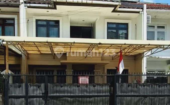 Rumah Daan Mogot Baru. 2 Lantai. 8X15. Jalan Lebar 3 Mobil. Siap Huni
