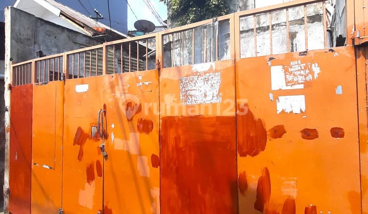 Rumah Tua. Cideng Petojo. 4X20. Dibawah NJOP. Masuk Mobil