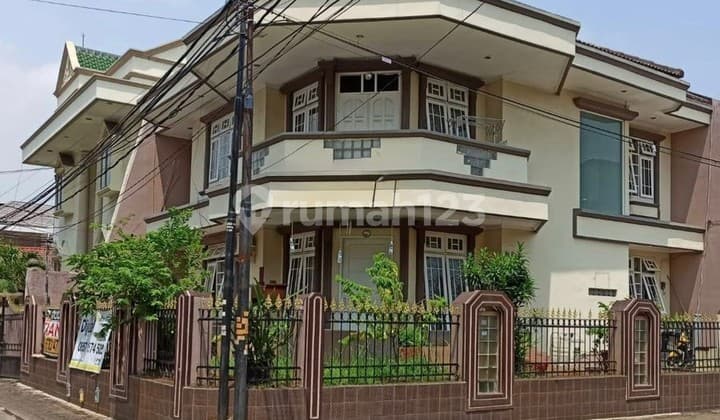 Rumah Hook. Citra Garden 2. Luas.12x20. Jalan Lebar 3 Mobil.