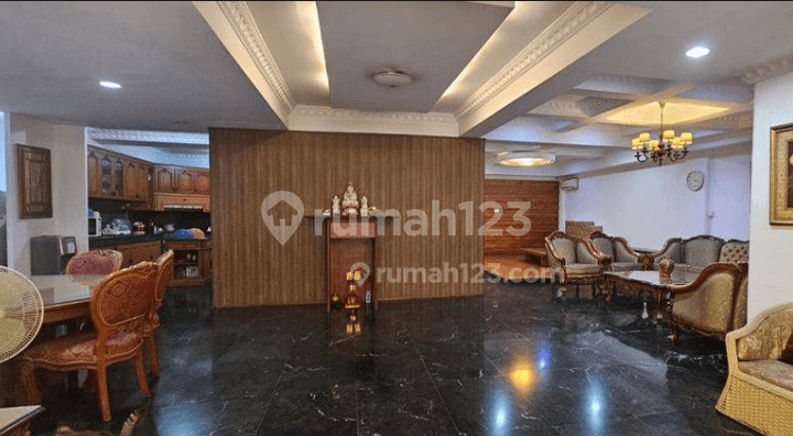 Rumah Green Ville. 3.5 Lantai. 12X20. Jalan 3 Mobil. Siap Huni