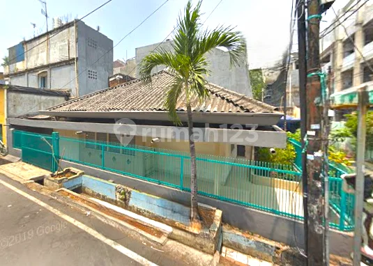 Rumah Tua Hook. Cideng Petojo. 12X14. Jalan Lebar 3 Mobil
