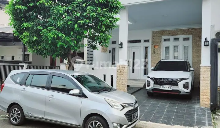 Alam Sutera House. 2 Floors. 6X17. Semi-Furnished. Move-in Ready.