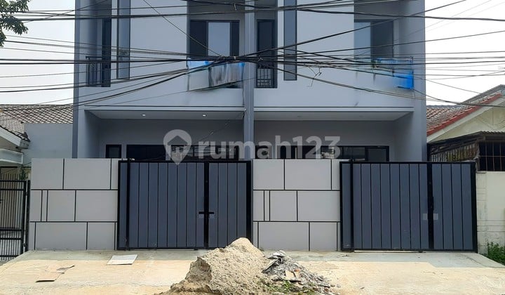 Rumah Baru. Citra Garden. 2 Lantai. 5X25. Jalan 4 Mobil. Swimming Pool. Siap Huni