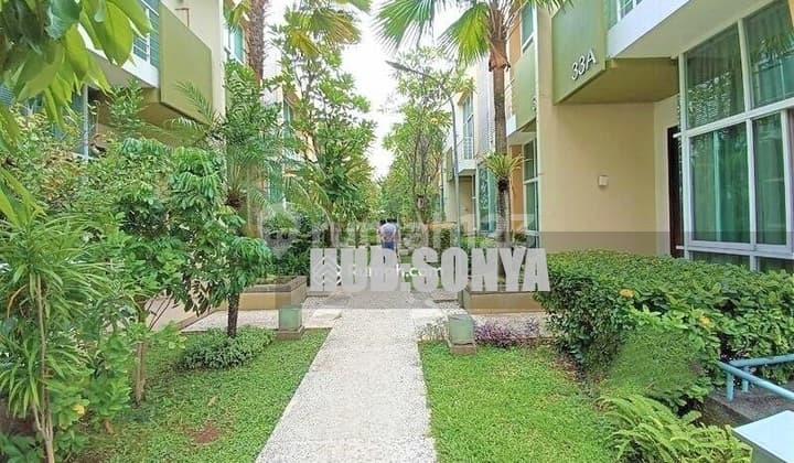 Rumah Town House Tomang. De Oaze. 3 Lantai. 6X15. Siap Huni