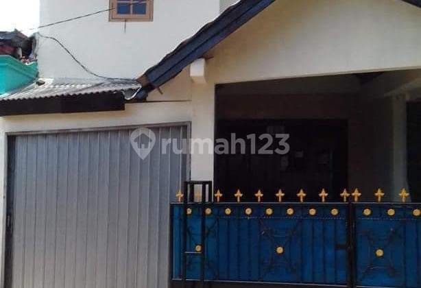 2 Lantai SHM Danau Sasak Bambu Apus Pamulang, Tangerang Selatan