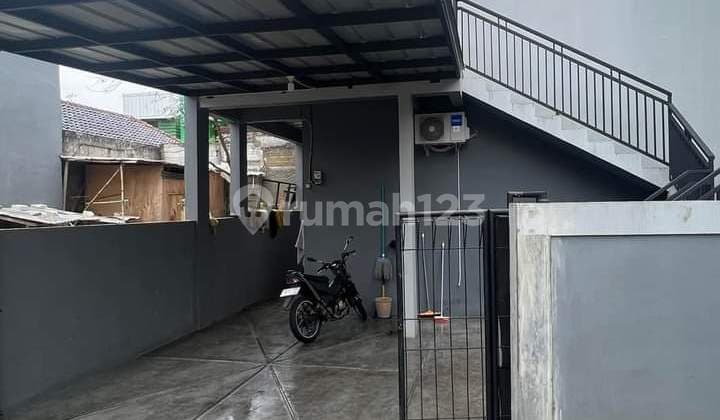 6 Pintu Tanah 105 Kodau Jatiwarna Square Pondok Melati, Bekasi