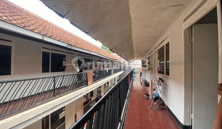 Dijual Kost - Kostan Aktif 2 Lantai Luas 550 M2. 26 Kamar Tidur, Kamar Mandi Di Dalam. Parkiran Cukup Luas Siap Untuk Usaha Hanya 150 Meter Dari Universitas Widyatama, Phh Mustofa Cikutra Kota Bandung