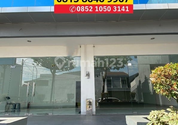 For Sale: Well-Maintained 3-Story Shop House Ready to Use, Spacious Free Parking, KPR Available, Only 650 M From Karawang Central Plaza, Karawang.