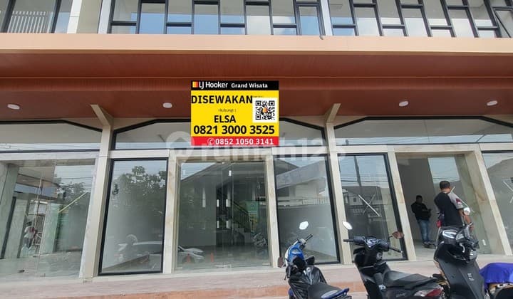Disewakan Ruko Baru 3 Lantai Siap Pakai Luas 160m2, Cocok Dijadikan Kantor Atau Tempat Usaha Parkiran Luas Keamanan 24 Jam di Mainroad Cikutra Kota Bandung