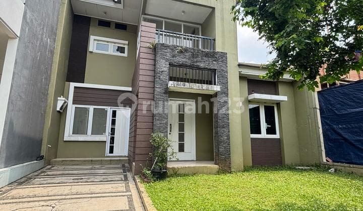 Disewakan Rumah Grand Wisata, Semi Furnish 2+1 Kamar, Dekat dengan Sekolah Al-Azhar dan IPEKA, Akses Tol Grand Wisata, Bekasi