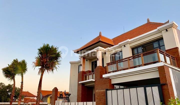 2-Story House Ready to Occupy, Flood-Free at Jln Pura Demak