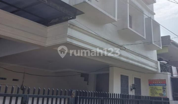 Rumah Furnished Bagus SHM - Sertifikat Hak Milik di Jatinegara
