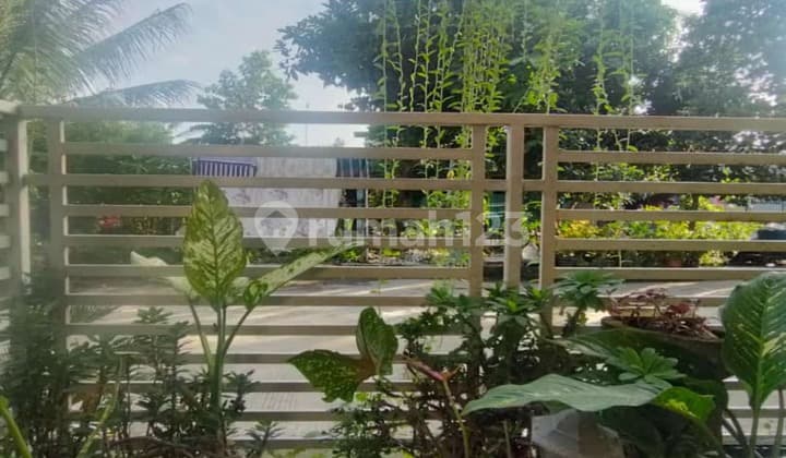 Rumah Semi Furnished Bagus SHM - Sertifikat Hak Milik di Cikarang