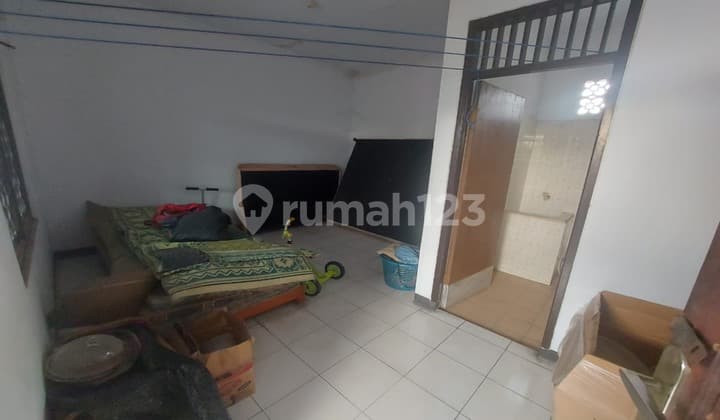 Rumah Semi Furnished Bagus SHM - Sertifikat Hak Milik di Jatiwaringin