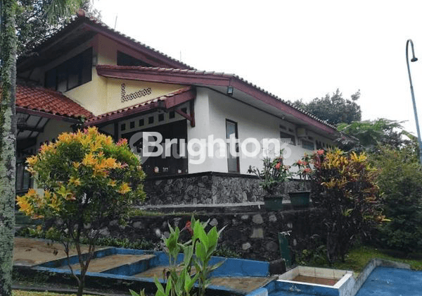 VILLA LUAS & STATEGIS GADOG CIAPUS BOGOR