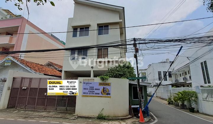 Dijual Rumah Tiga Setengah Lantai JL Kelinci Raya Jakarta Pusat