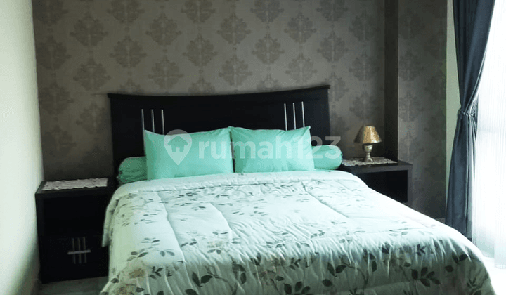 DISEWAKAN APARTEMEN OASIS MITRA SENEN FULL FURNISHED LOW FLOOR 2 BR & 1 RUANG KERJA