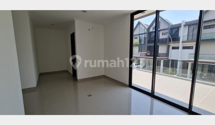 Osaka Residence Pik2 Hook Rumah Osaka Disewa Nego Hadap Utara 3 Lantai