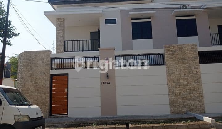 Rumah Siap Huni 2 Lantai Baru Gress di Solo Baru