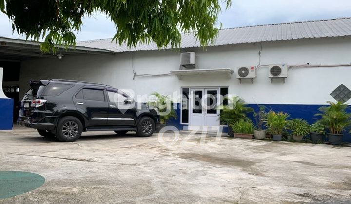 TEMPAT USAHA EX PABRIK FURNITURE,GUDANG LUAS 4000 AN METER. SHM. SIAP PAKAI