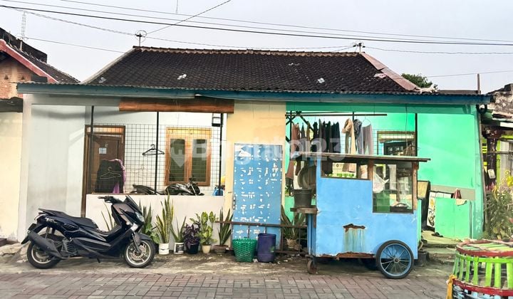 RUMAH KONTRAKAN 2 PLONG DI SEMANGGI