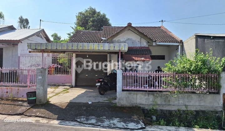 HITUNG TANAH SAJA, RUMAH LAMA DI MOJOSONGO - SURAKARTA
