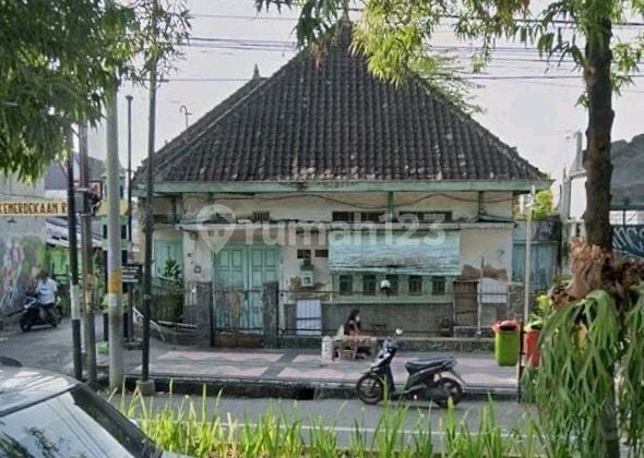 Rumah Hitung Tanah di Pusat Kota Klaten