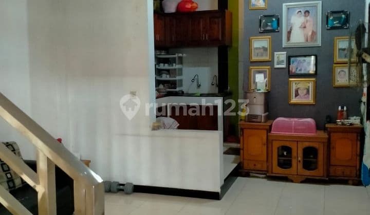Rumah 2 lantai Poris Indah, siap huni, bisa KPR
