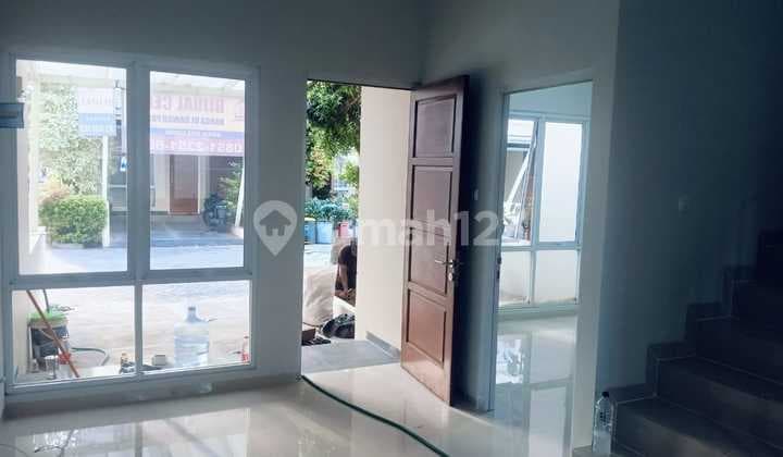 Rumah 2 Lantai Green Bintaro Indah, Siap Huni