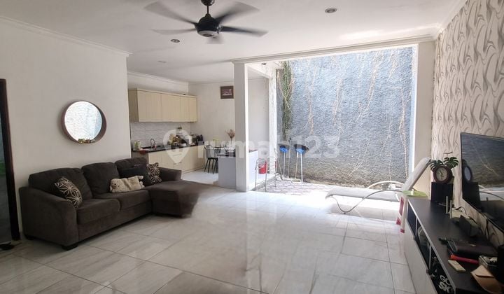 Rumah 2 Lantai, Cluster Pasadena, Modernland, Siap Huni