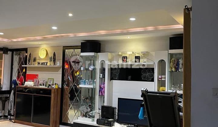 2.5-Story House in Citra Garden City 5, Well-Maintained Building Ready to Occupy