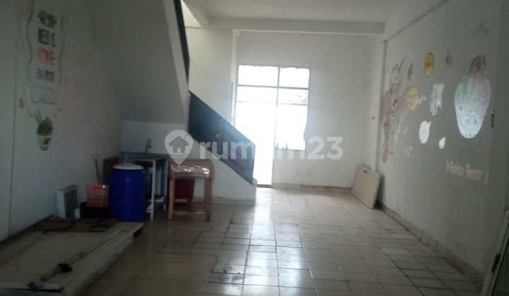 Ruko 2 Lantai Taman Royal, Lokasi Strategis, Bisa Kpr