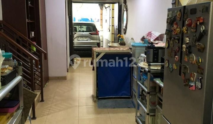 Rumah 2 Lantai, Metro Permata, Blok Depan, Bisa Buat Usaha.