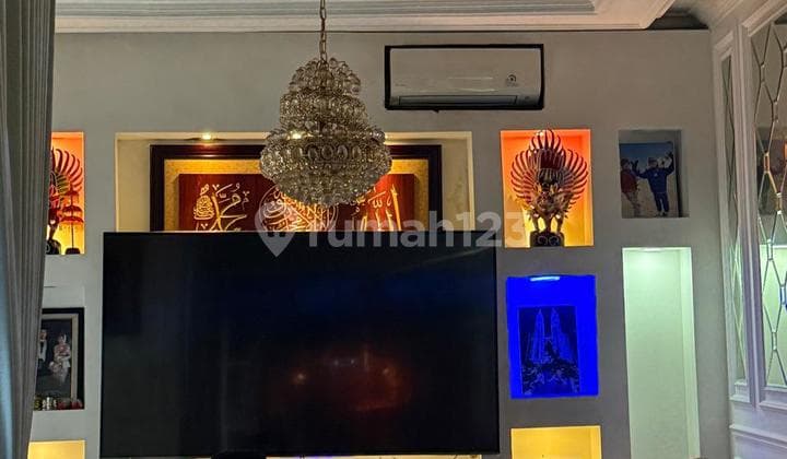 Tb Simatupang House Ready to Occupy, KPR eligible.