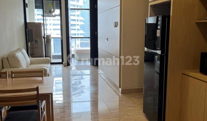 Disewakan Unit Apartemen di Suite Sudirman Lantai 9