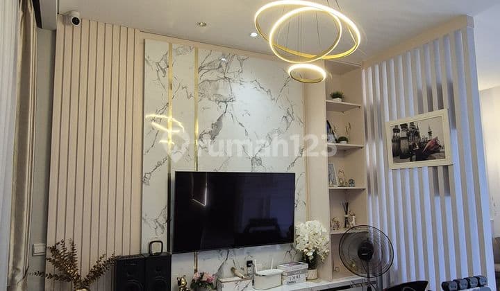 Dijual Rumah Siap Huni 2Lantai - Semifurnished di Kota Wisata