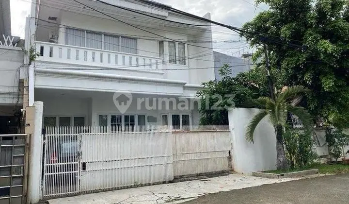 Dijual Rumah di Sunter Sts, Siap Huni bisa untuk Usaha