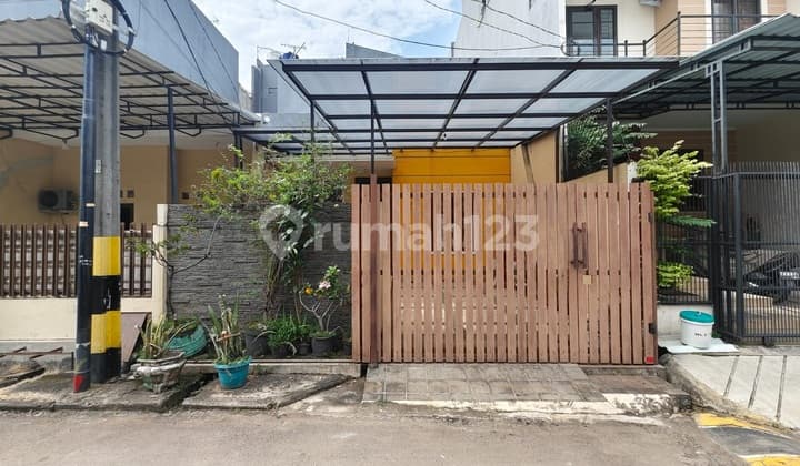 Jual Cepat Rumah di Janur Kuning 1.5Lantai