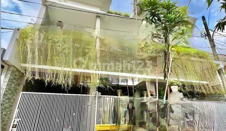 *:Fire: Quick Sale! Luxurious 3.5-Story House in Kuricang Bintaro, Land 216M² (10X20) / Building Area -+400M², 7 Bedrooms+5 Bathrooms, 3-Car Carport, Semi-Furnished, Freehold Certificate - 3.5B